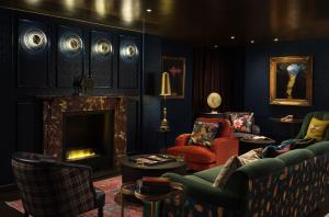 Luxury interiors and bespoke furnishings from The Other House South Kensington offered at auction by Pro Auction.