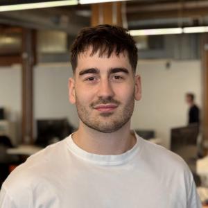 Jaka Bavdek, Co-Founder and CEO of 8x Social, pictured in a professional headshot.