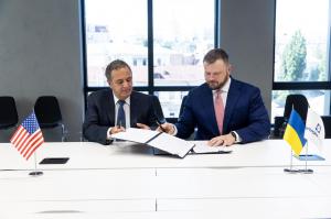 Jonathan Bass, CEO Argent LNG & Sergii Koretskyi, CEO of Naftogaz Group
