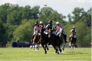 Teams FlyHouse and Round Hill battle for the East Coast Silver Cup (Photo Credit: Greenwich Polo Club)