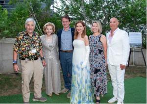 SOFO Board President Andy Sabin with honorees, Bernadette Castro, Fabien Cousteau, Jean Shafiroff, Louise and Stephen Pesce (Photo Credit: Lisa Tamburini)