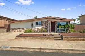 Just Sold: single-story home at 3141 Admiral Avenue in Serra Mesa, San Diego, sold by Palm Tree Properties for $855,000