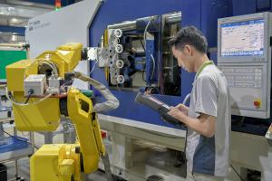 Hongrita Automated Medical LSR Molding Production