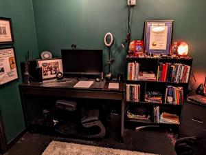 Photo of the interior of The Witch's Therapist, a spiritual psychotherapy clinic in London Ontario