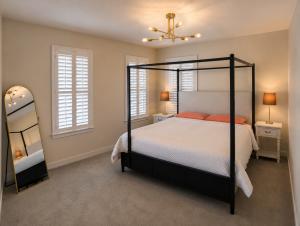 Choose one of 4 luxurious bedroom options at Shire Lane Guest House, or settle into a unique loft-style bonus bedroom with two additional beds and estate views.
