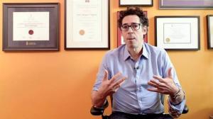 Dr. JJ giving a presentation | Dr. Jean-Jacques Dugoua, Licensed Toronto Naturopathic Doctor