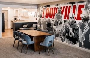 UNIVERSITY OF LOUISVILLE SUITE