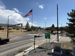 Traffic signal at SR-66 and the I-84 eastbound ramps in Morgan, Utah
