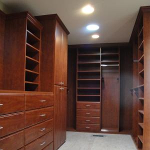reach-in closet systems
