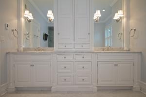 Kountry Kraft custom bath vanity, design by James Kershaw