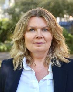 Showing image of Dr Karen O'Hanlon, Chief Operating Officer