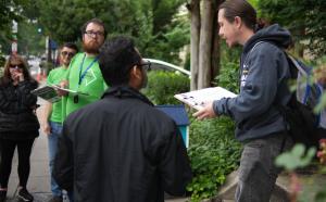 Volunteers gathers signatures to prohibit force-fed foie gras in DC