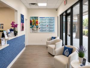 waiting-room-at-flagship-refresh-aestheics-and-wellness-vero-beach-florida-office