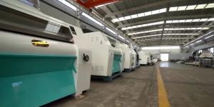Factory Roller Mill Assembly For Testing And Installation Support