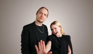 The duo of Melissa Mandy and Noah-Benedikt presents their new album "2GETHER".