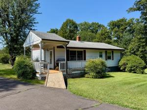 3 BR/1 BA ranch-style home w/partially finished walk-out basement on 2.7 +/- acres in Orange County, VA • This home measures 1,920 +/- gross sf. (1,680 +/- finished sf. & 240 +/- unfinished sf.) and features 3 bedrooms