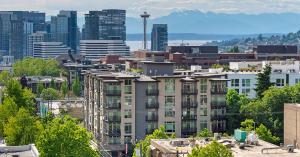 Collins on Pine Apartments with Downtown Seattle Skyline View