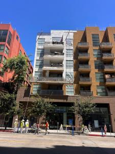 El Centro Apartments & Bungalows in Hollywood, CA