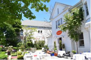 ZErdem Restaurant (Photo Credit: Hochman Marketing)