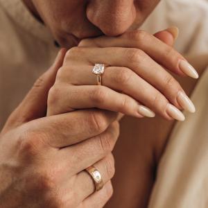 Custom wedding rings for men and women