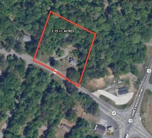 3 BR/1.5 BA Cape Cod-style home w/walk-out basement on 2.15 +/- acres minutes from historic downtown Gordonsville, VA (Louisa County) •	The home measures 2,479 +/- gross sf. and features one bedroom and half bath on the main level and 2 bedrooms