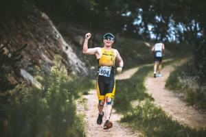 Athlete running on a trail during the Weihai X-traithlon Series