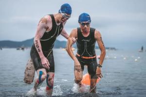 Triathletes exiting the water during the Weihai X-traithlon Series