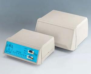 MOTEC sloping front panels provide an ergonomic viewing angle of the controls and displays.