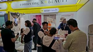 Hannaru stand 1710F in the Korean pavilion at BeautyEurasia 2026 in Istanbul with Korean indie beauty brand displays and visiting buyers