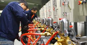 Whale Best agricultural power sprayer pump pressure and quality testing at Zhejiang Lushyong Machinery Co., Ltd.