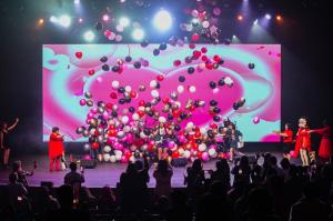 Betty Boop Birthday Celebration Balloon Drop created by The Balloon Guy
