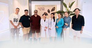Middle Eastern digital creators with R3 Life physicians and team members at the Bangkok wellness center