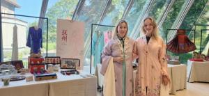 International visitors also stopped to learn about Fuzhou’s traditional crafts and experience elements of Chinese opera, including traditional theatrical costumes.