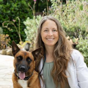 Dr. Rikki Alley, at her practice of in home pet euthanasia in San Clemente, CA/
