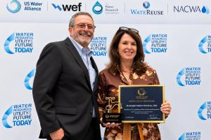Howard Neukrug, Chair of the Leading Utilities of the World Network / Rebecca Marcucci, Senior Executive VP MDS-Aqualia