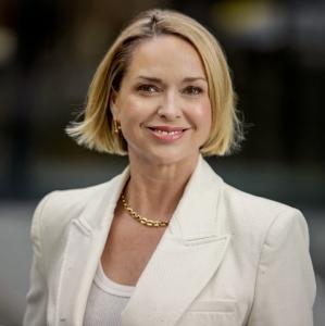 Mandi Gosling, Neuralign's Global Ambassador, champions the power and potential of every brain.