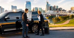 LuxNashRide Nashville chauffeur service with luxury SUV for executive, airport and special event transportation