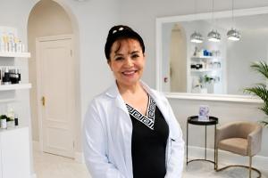 Dr Hala Celebrates 300+ Five-Star Reviews From London Aesthetics Patients