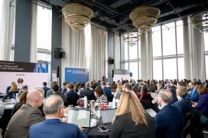 Attendees at ACI’s False Claims and Qui Tam Enforcement Forum in New York City during a keynote presentation.