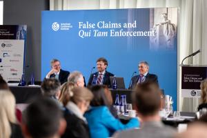 Three False Claims Act practitioners participate in a panel discussion before attendees at ACI’s False Claims and Qui Tam Enforcement Forum.