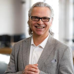 Mike Snyder is a partner with RaptorUSA, a consulting firm and media agency specializing in Sirius XM advertising