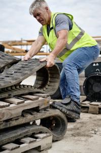Reebok Work Trailgrip Work in action
