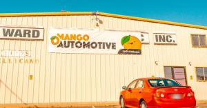 Shop facade with the old WARD lettering, a Mango Automotive banner and the number 11175 Pellicano in El Paso, Texas.