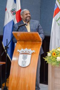 A Story of Achievement That Reflects Dominican Excellence. Today, Néstor J. Saldívar's professional journey stands as a compelling example of Dominican achievement on an international stage. VISA EB-2 EB-1 VISA USA O-1