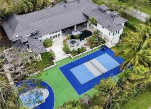 Premium standing seam metal roof installed by Atlantic metal roofing in South Florida