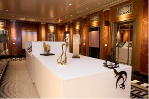 MvVO ART Exhibition at the Waldorf Astoria New York, various sculptures (Photo credit: ©Anne Vandycke)