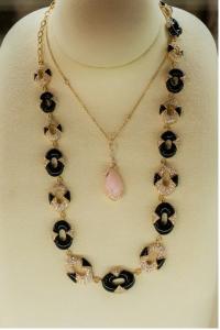 Alberto Luzzi Jewelry (Photo Credits: Vital Agibalow)