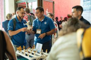Coral restoration practitioners at Reef Futures sharing ideas and lessons