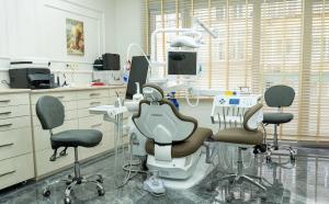 Behandlungsraum der Zahnklinik Doctor Turka in Istanbul
