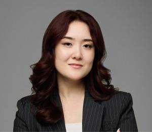Executive headshot of Zhanna Diyarova (Commercial Director of Amicorp Kazakhstan & CEO of Antares Fund Management)